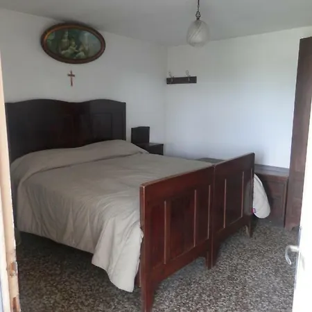 Casa In Centro Storico Ferienhaus Bossico